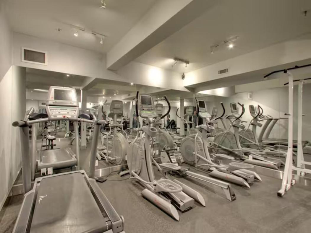 The Mountaineer By Instantsuites Pool & Hottub Canmore Ngoại thất bức ảnh